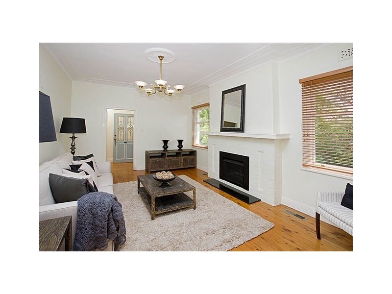 31 Abingdon Road, Roseville NSW 2069