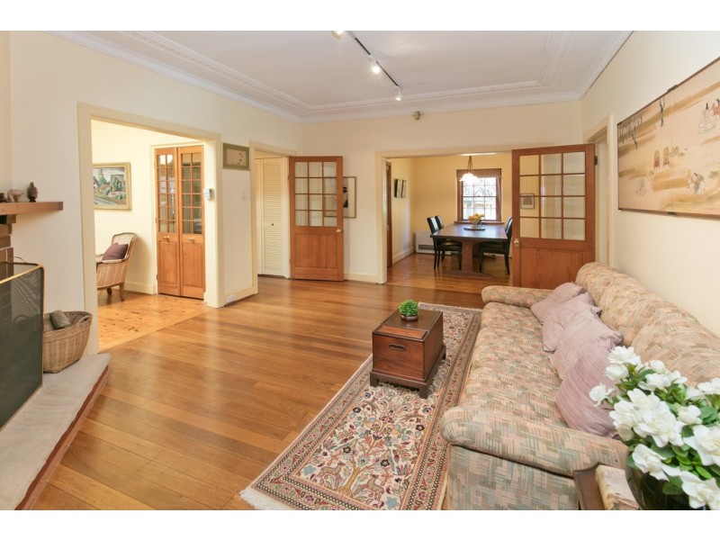 74 Edinburgh Road, Willoughby NSW 2068