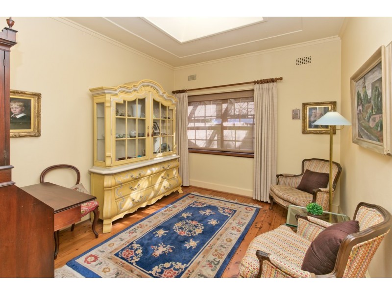 74 Edinburgh Road, Willoughby NSW 2068