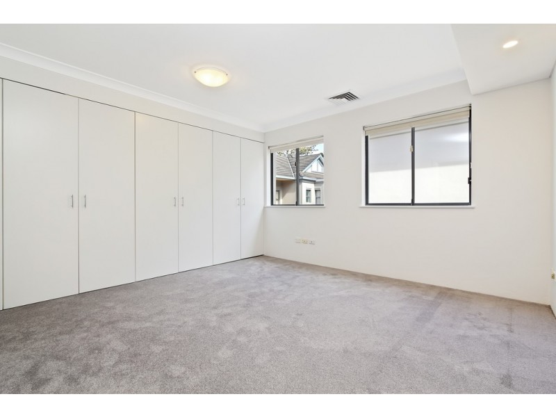 4/10-12 Ben Boyd Road, Neutral Bay NSW 2089