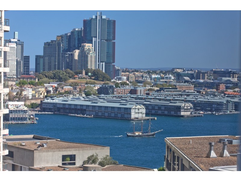 2004/30 Glen Street, Milsons Point NSW 2061