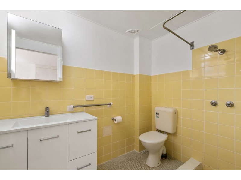 2/13 Grafton Crescent, Dee Why NSW 2099