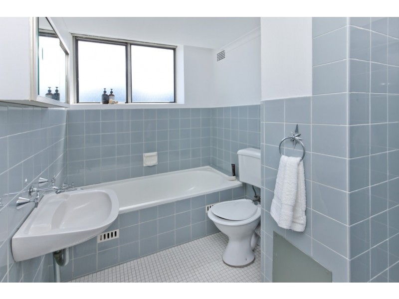 19/58 Kurraba Road (Enter via Aubin St and Boyd Lane), Neutral Bay NSW 2089