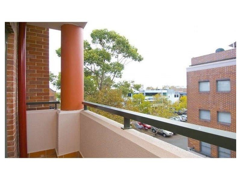 49/4-8 Waters Road, Neutral Bay NSW 2089