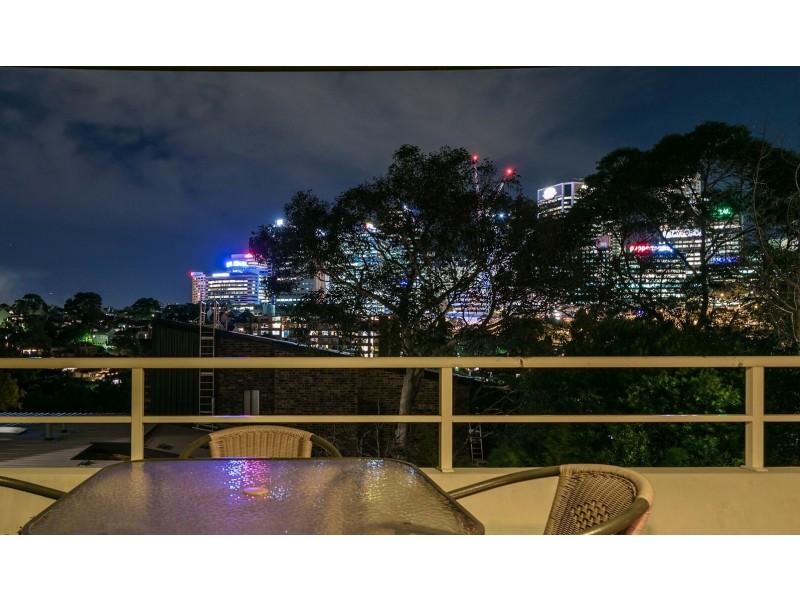 5/2 Spruson Street (enter via Colindia Ave), Neutral Bay NSW 2089
