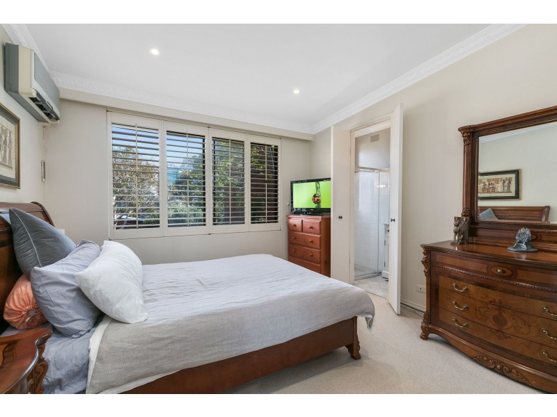 5/2 Spruson Street (enter via Colindia Ave), Neutral Bay NSW 2089
