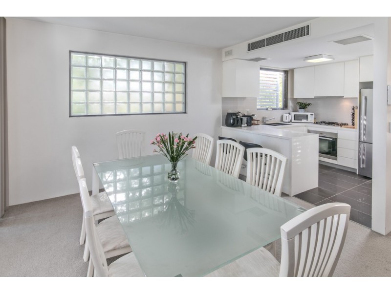 6/242 Pacific Highway (rear of block), Greenwich NSW 2065