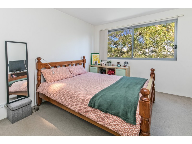 6/242 Pacific Highway (rear of block), Greenwich NSW 2065