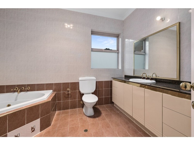 9/4-6 Eric Road, Artarmon NSW 2064