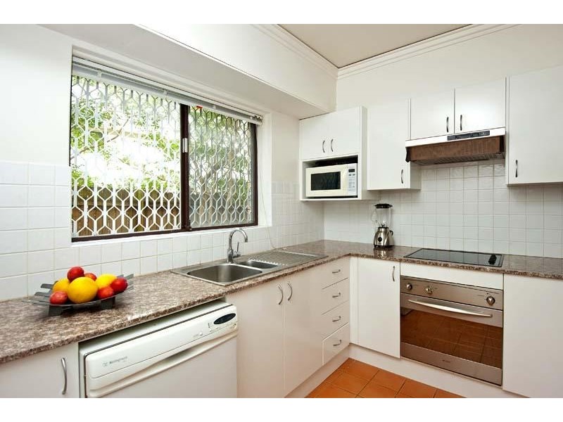 2/28 Waters Road, Neutral Bay NSW 2089