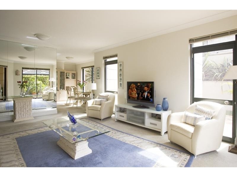 201/433 Alfred Street, Neutral Bay NSW 2089