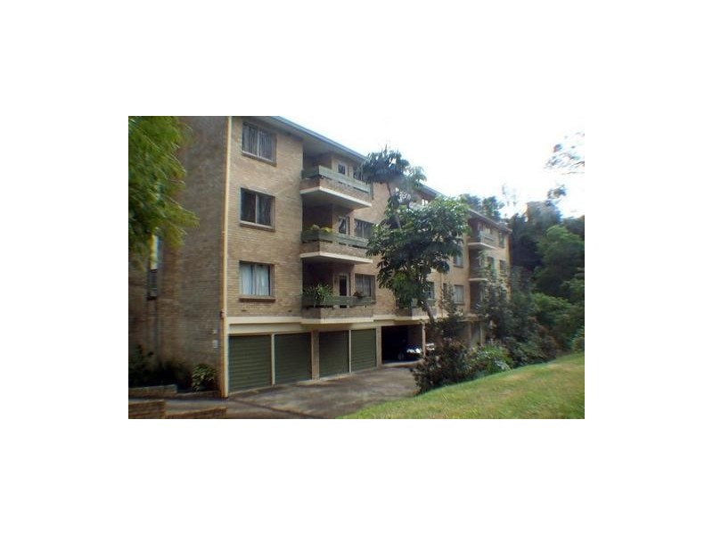 10/30  Eaton Street, Neutral Bay NSW 2089