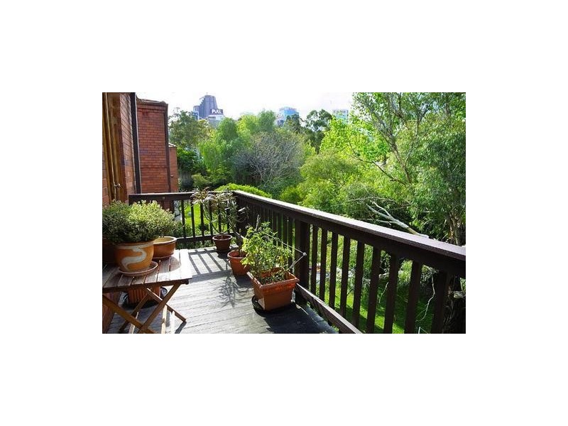 7/8 McDougall St, Kirribilli NSW 2061