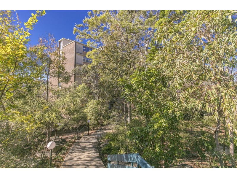 917/22 Doris Street, North Sydney NSW 2060