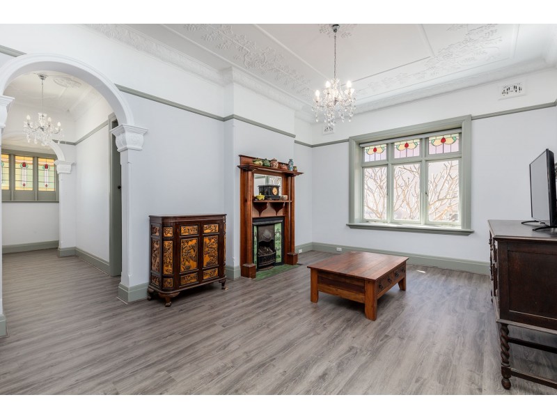 239 Raglan Street, Mosman NSW 2088