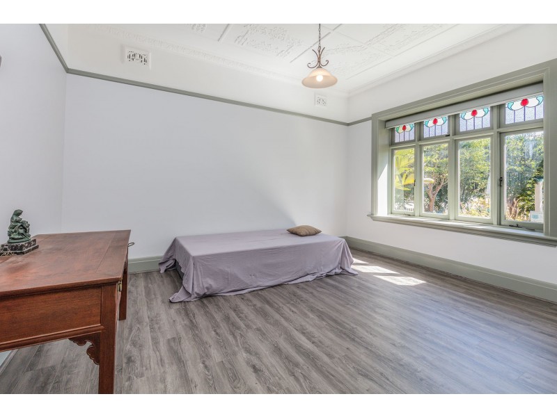 239 Raglan Street, Mosman NSW 2088