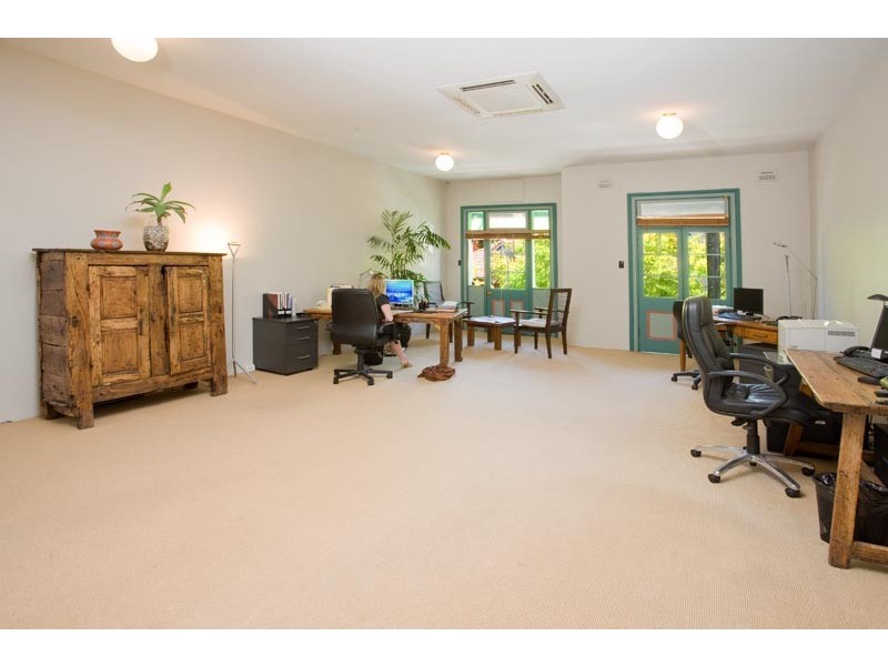 129 Blues Point Road, Mcmahons Point NSW 2060