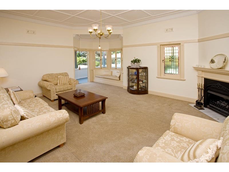 142 Kurraba Rd, Neutral Bay NSW 2089