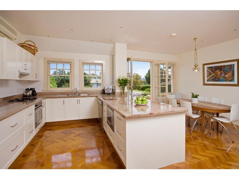 142 Kurraba Rd, Neutral Bay NSW 2089