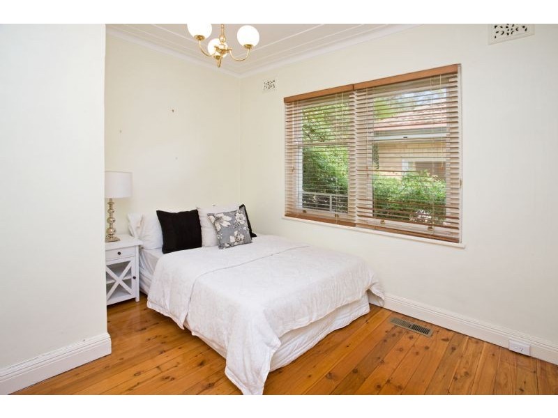 31 Abingdon Road, Roseville NSW 2069