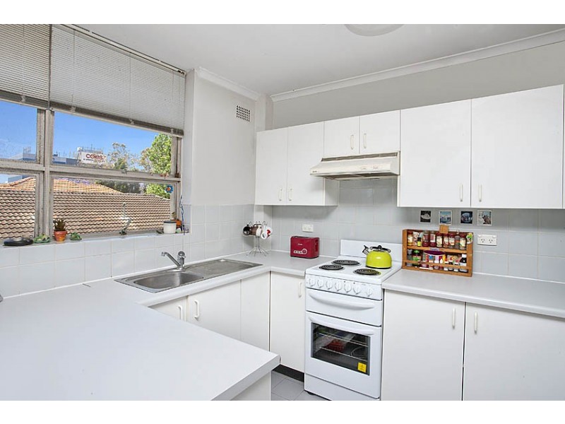 12/18  Byrnes Avenue, Neutral Bay NSW 2089