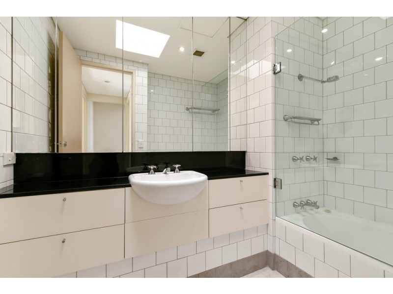 113 Blues Point Road, Mcmahons Point NSW 2060