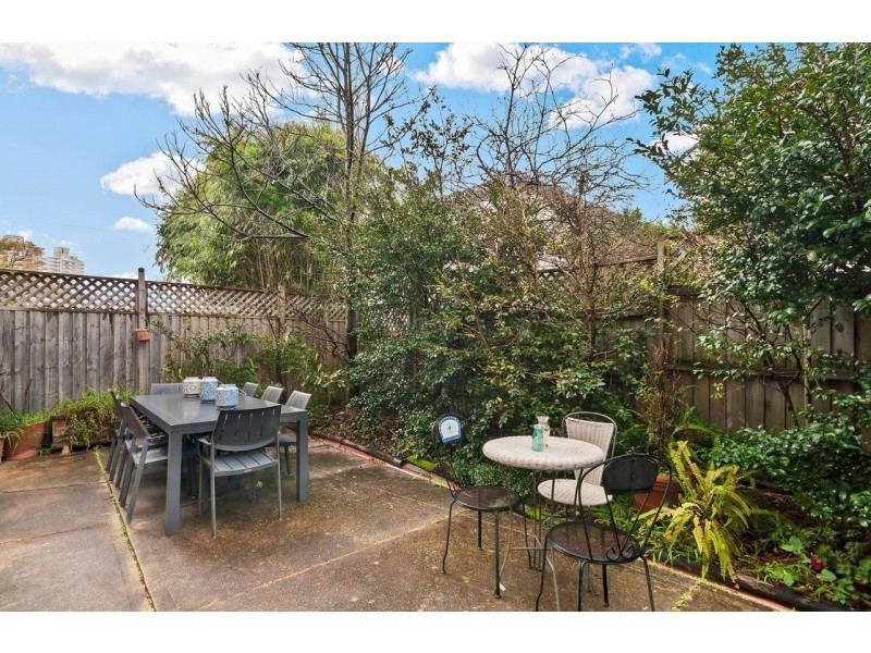 2/28 Waters Road, Neutral Bay NSW 2089