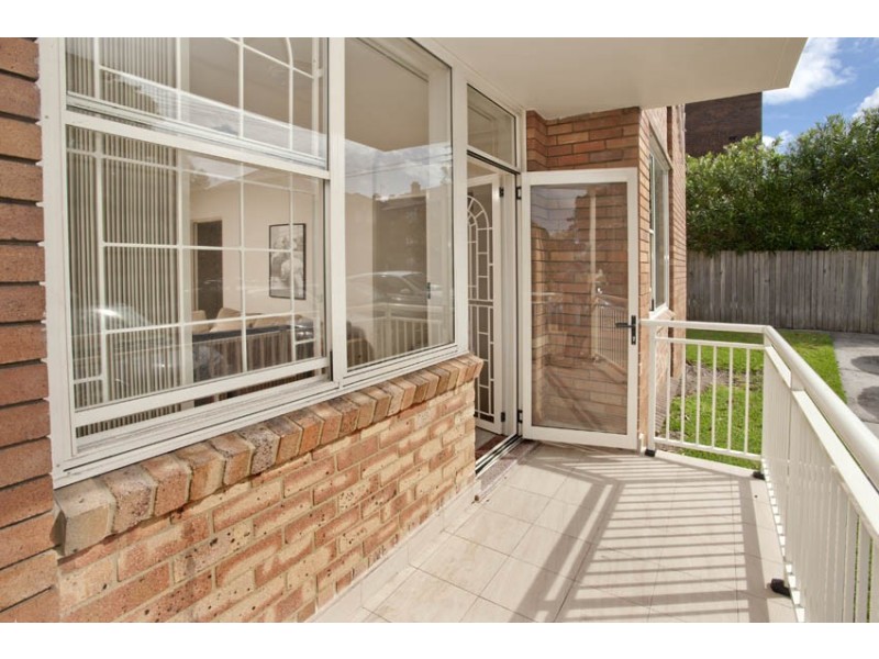 3/10 Westleigh Street (end of Barry St), Neutral Bay NSW 2089
