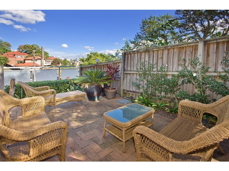 2/2 Montpelier Street, Neutral Bay NSW 2089