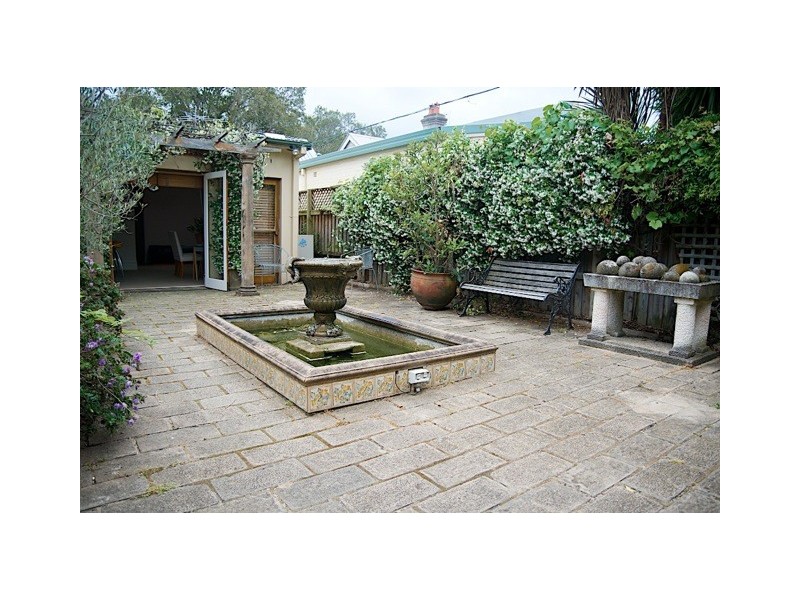 28 Oakville Road, Willoughby NSW 2068