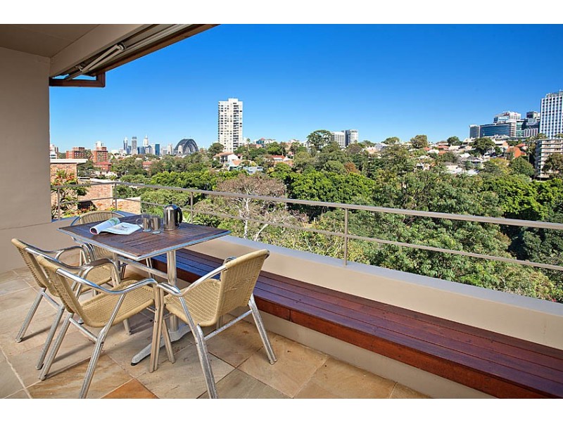 30/2 Spruson Street, Neutral Bay NSW 2089