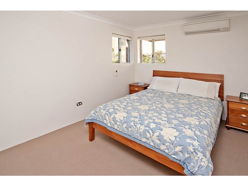 1/2 Montpelier Street, Neutral Bay NSW 2089