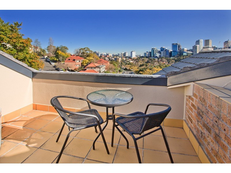 1/2 Montpelier Street, Neutral Bay NSW 2089
