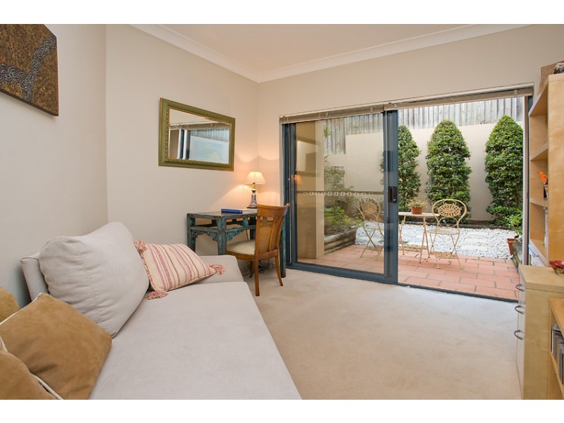 2/22 Bent Street, Neutral Bay NSW 2089