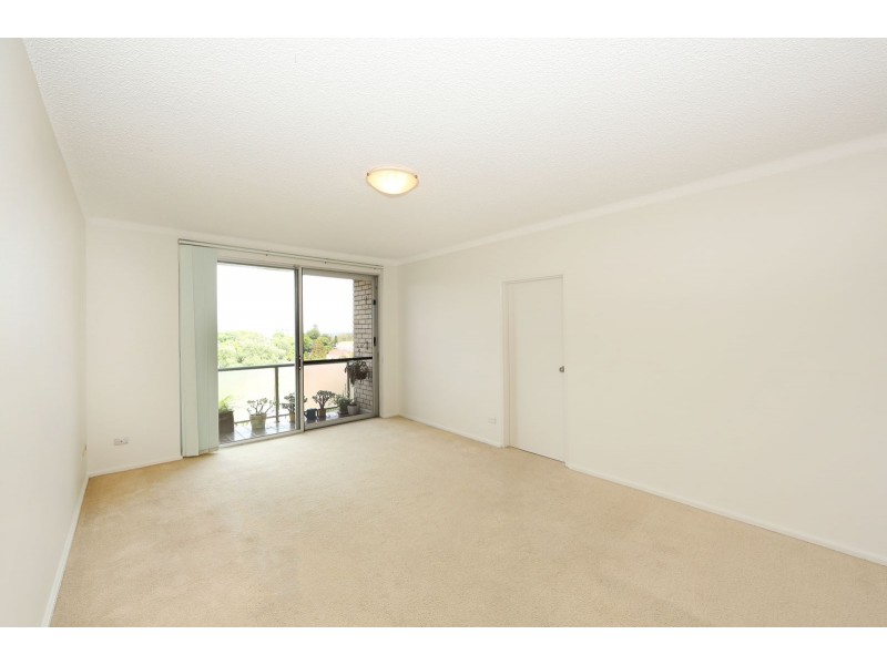 2E/11 River Road, Wollstonecraft NSW 2065