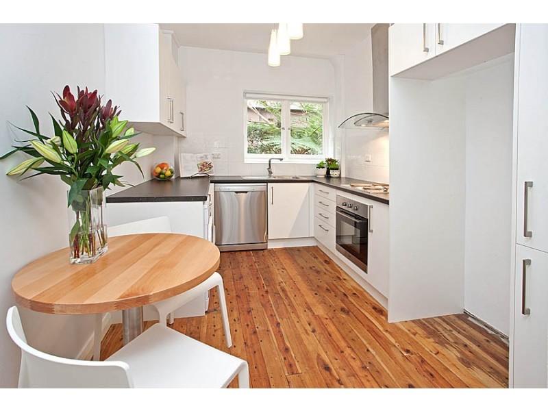 2/64 Ben Boyd Road, Neutral Bay NSW 2089