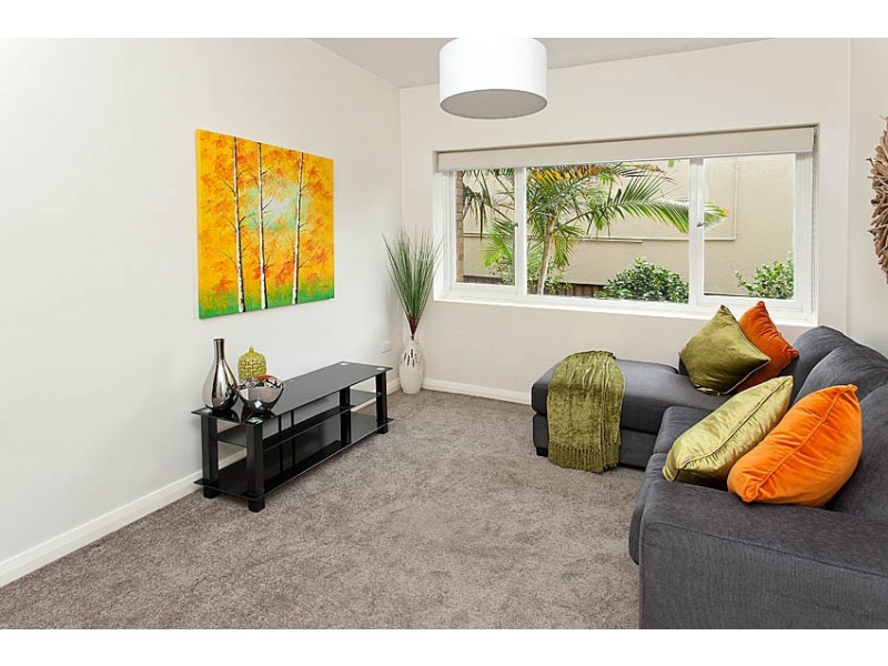 2/64 Ben Boyd Road, Neutral Bay NSW 2089