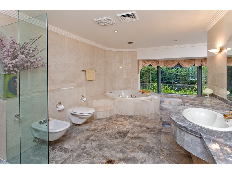 1 Emerstan Drive, Castle Cove NSW 2069