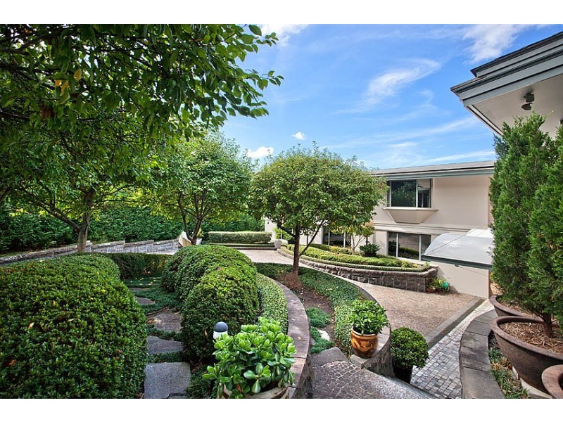 1 Emerstan Drive, Castle Cove NSW 2069