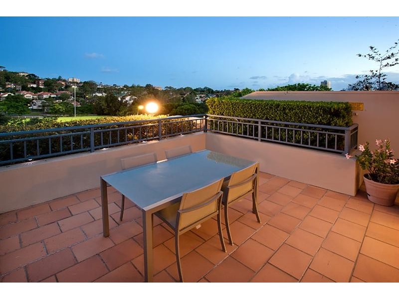 2/22 Bent Street, Neutral Bay NSW 2089