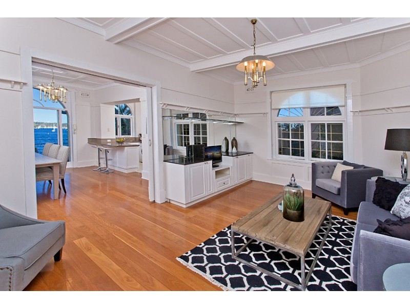 2/19 Holbrook Ave, Kirribilli NSW 2061