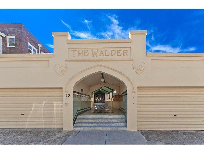 2/19 Holbrook Ave, Kirribilli NSW 2061