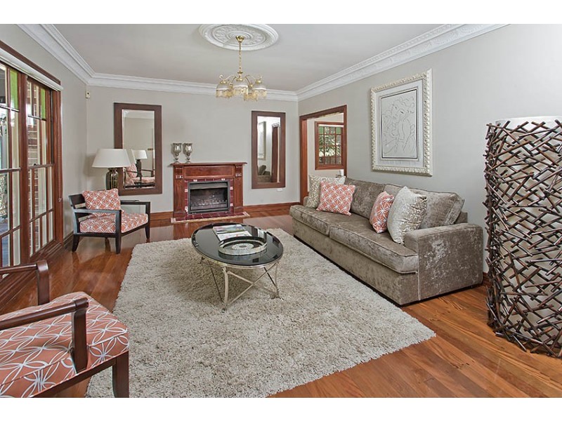 102 Burns Road, Wahroonga NSW 2076