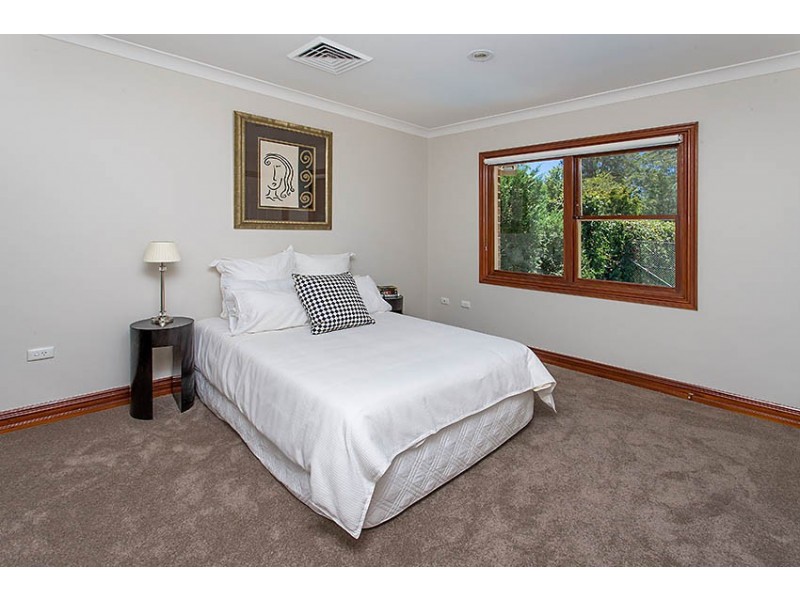 102 Burns Road, Wahroonga NSW 2076
