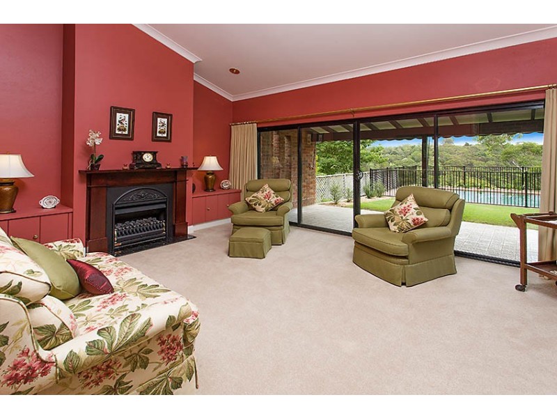 19 Otaki Place, St Ives Chase NSW 2075