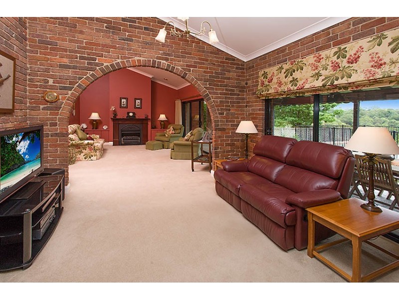 19 Otaki Place, St Ives Chase NSW 2075