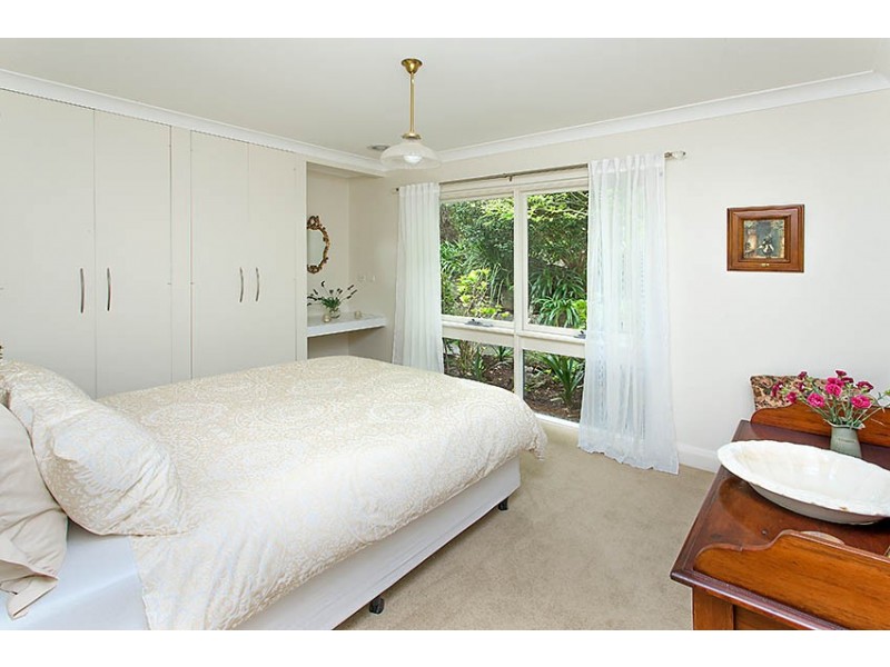 19 Otaki Place, St Ives Chase NSW 2075