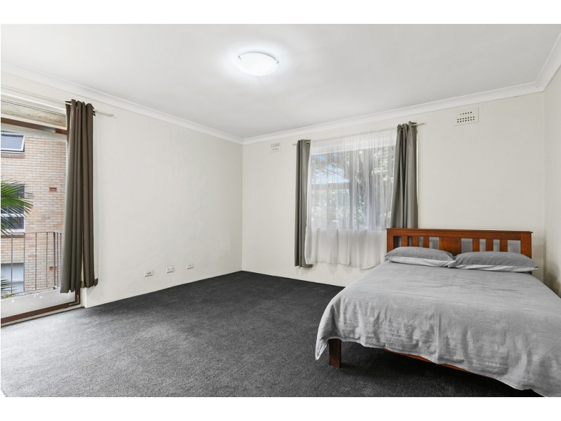 10/13 Grafton Crescent, Dee Why NSW 2099