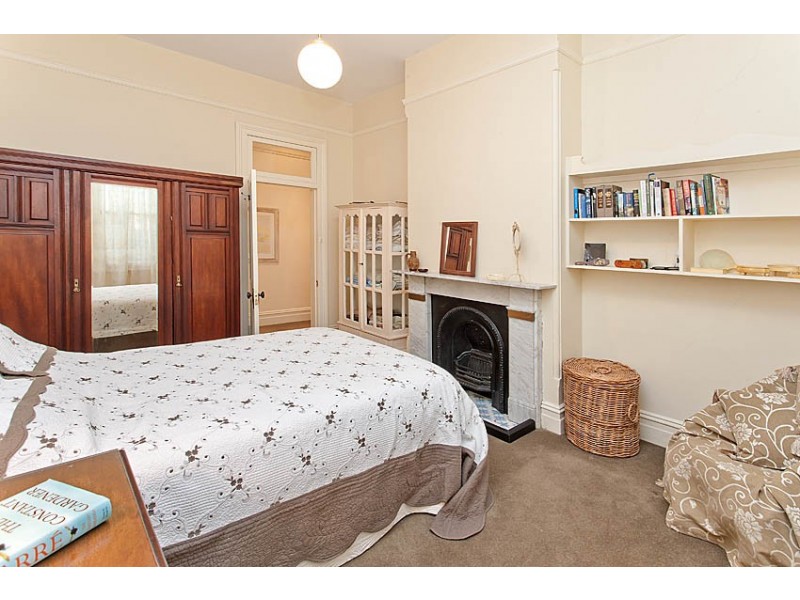 70 Spit Road (enter from Hordern Lane), Mosman NSW 2088