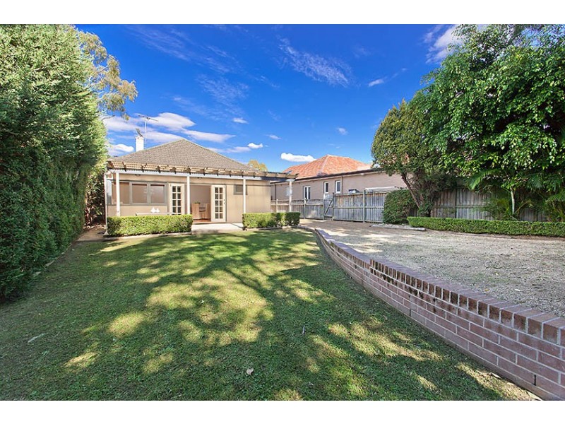 1 McClelland Street, Willoughby NSW 2068